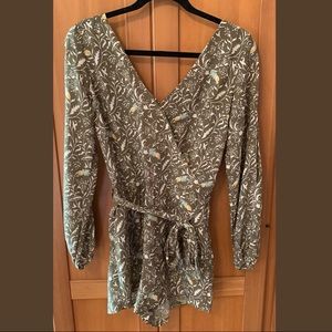 NWT! A&F Long Sleeve Pineapple Print Romper